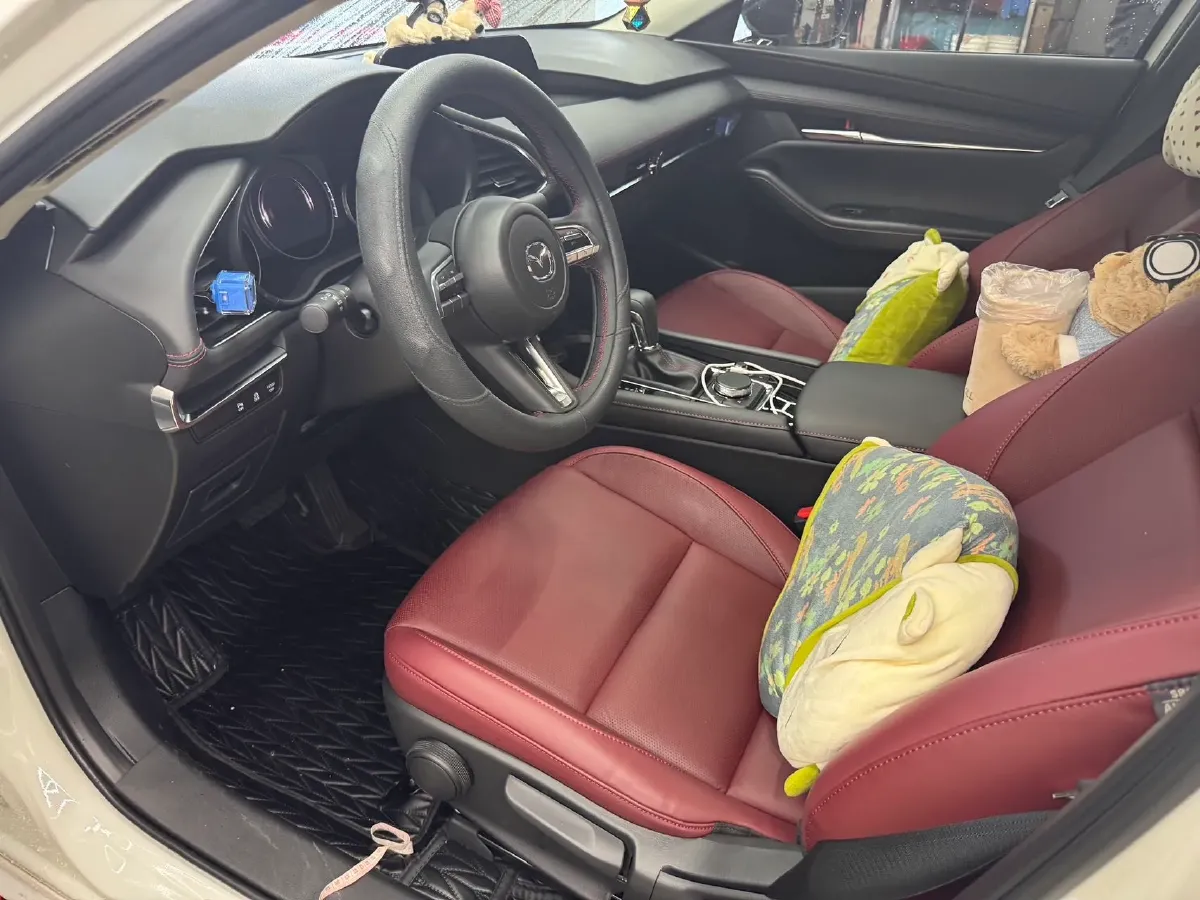 2023 Mazda 3 Axela 2.0L 158HP L4 6AT,autocango,china used car exporter,china ev exporter,chinese used car exporter,chinese used ev exporter