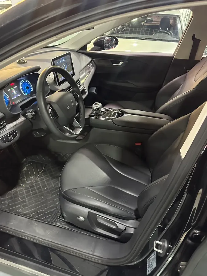 2022 HongQi E-QM5 BEV 54KWH,autocango,china used car exporter,china ev exporter,chinese used car exporter,chinese used ev exporter