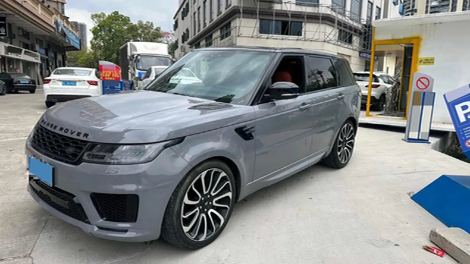 2018 Land Rover Range Rover Sport 3.0T 340HP V6 8AT,autocango,china used car exporter,china ev exporter,chinese used car exporter,chinese used ev exporter