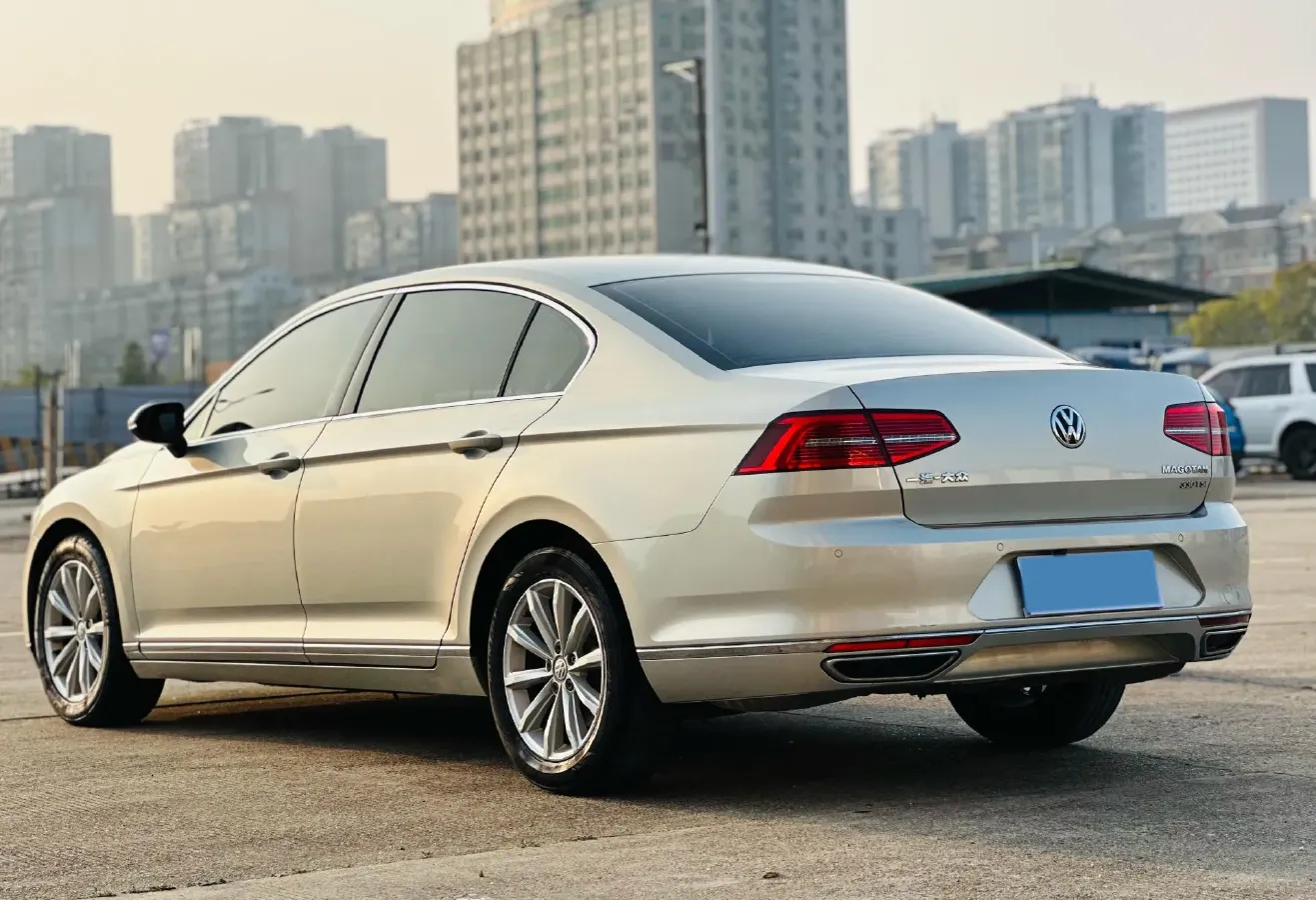 2019 Chevrolet Malibu XL 2.0T 241HP L4 9AT,autocango,china used car exporter,china ev exporter,chinese used car exporter,chinese used ev exporter