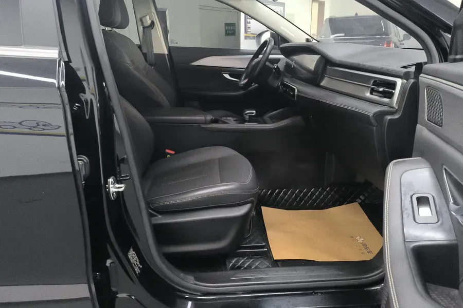 2023 Jetour X90 Plus 1.6T 197HP L4 7DCT,autocango,china used car exporter,china ev exporter,chinese used car exporter,chinese used ev exporter