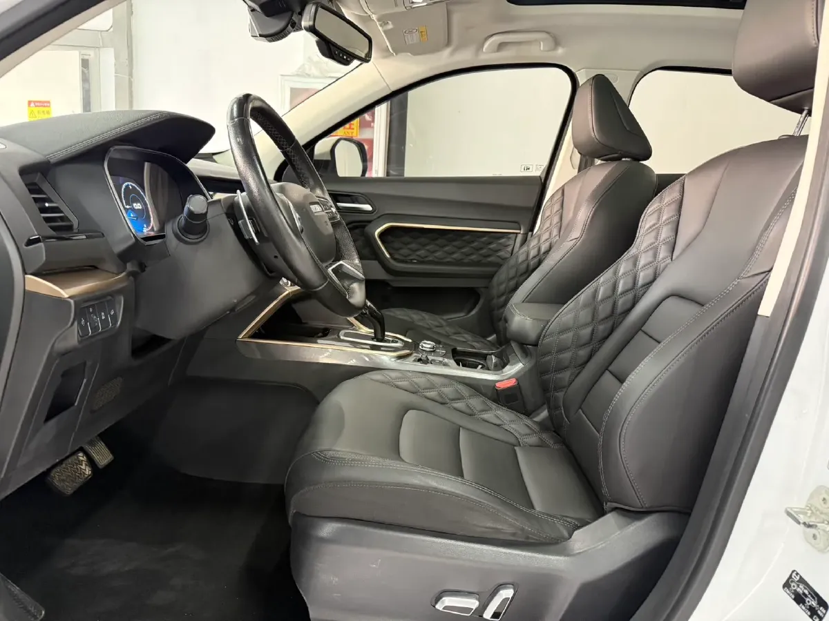 2020 Haval H6 2.0T 224HP L4 7DCT,autocango,china used car exporter,china ev exporter,chinese used car exporter,chinese used ev exporter