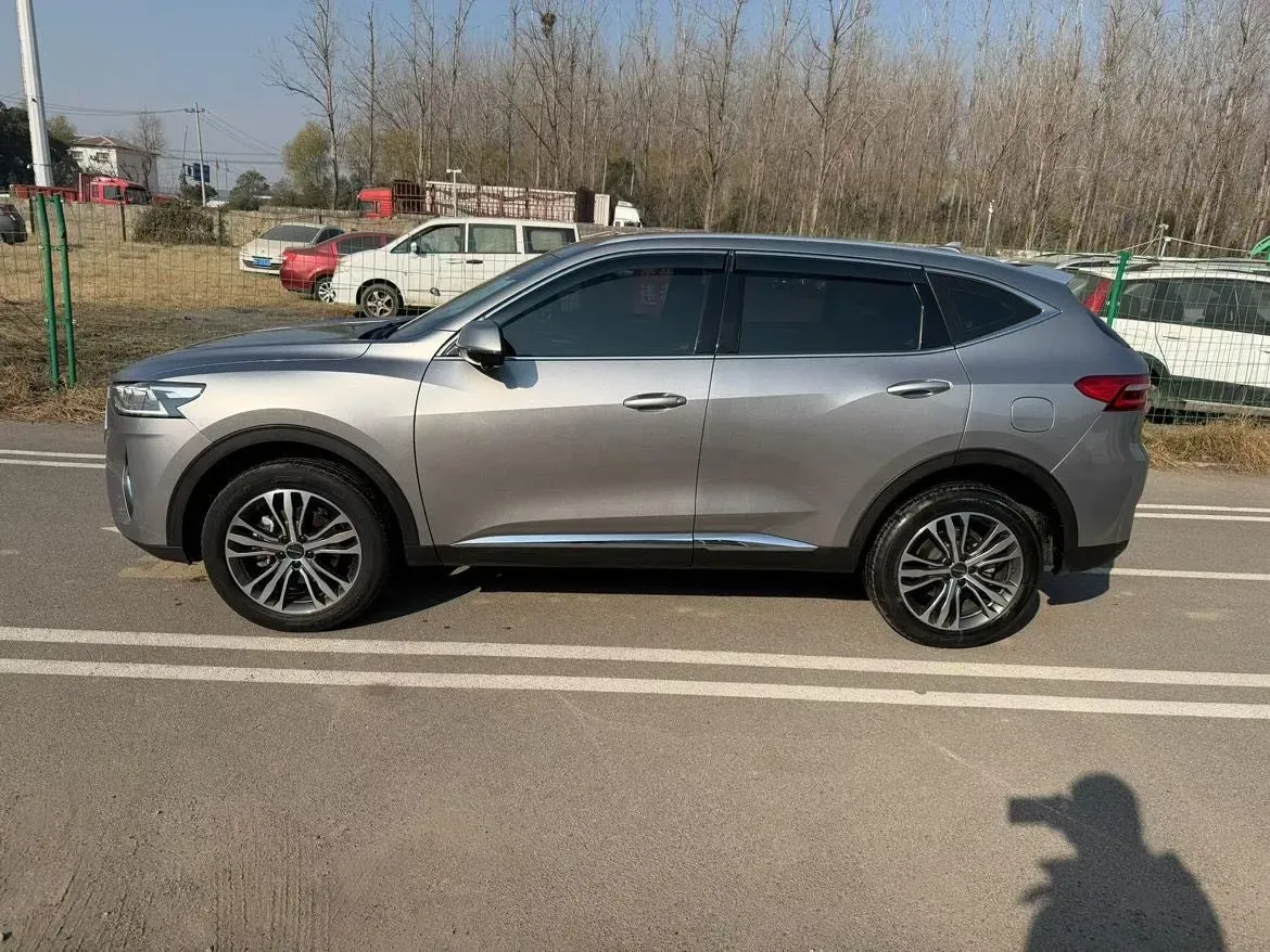 2020 Haval F7 1.5T 169HP L4 7DCT,autocango,china used car exporter,china ev exporter,chinese used car exporter,chinese used ev exporter