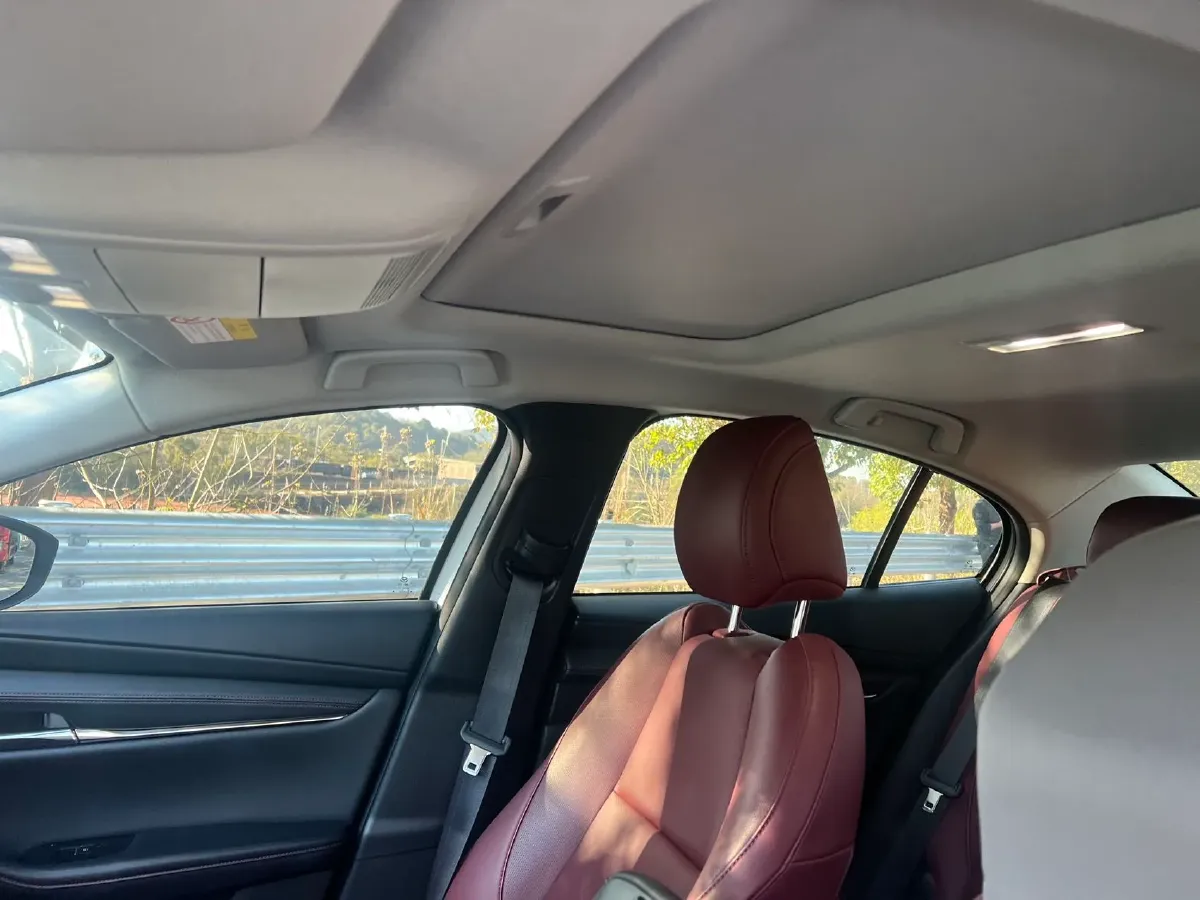 2022 Mazda 3 Axela 2.0L 158HP L4 6AT,autocango,china used car exporter,china ev exporter,chinese used car exporter,chinese used ev exporter