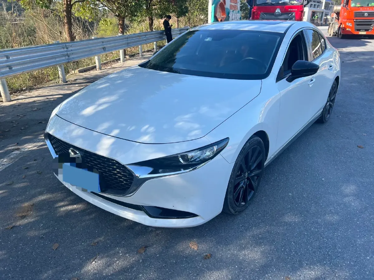 2022 Mazda 3 Axela 2.0L 158HP L4 6AT,autocango,china used car exporter,china ev exporter,chinese used car exporter,chinese used ev exporter