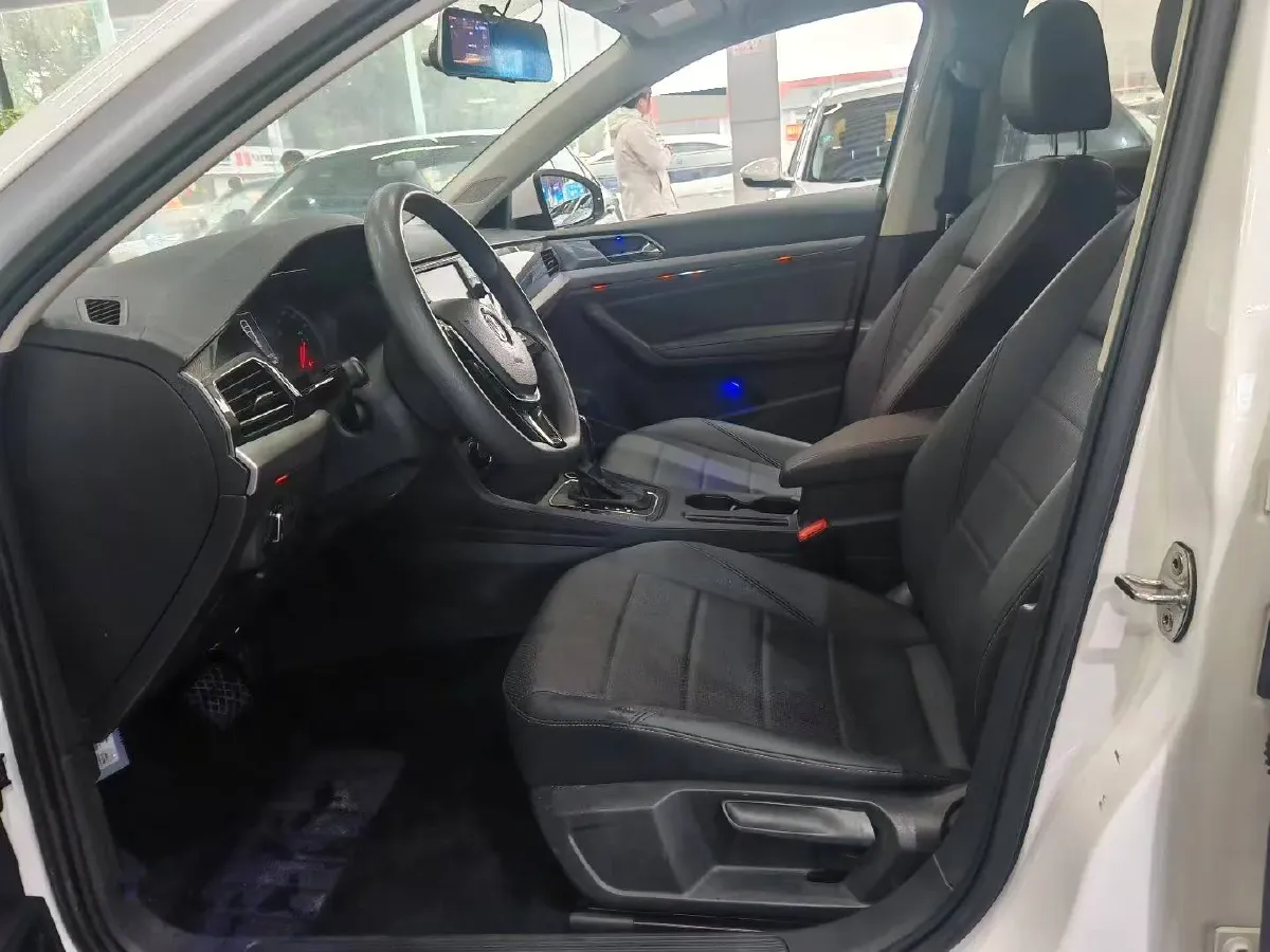 2019 Volkswagen Lavida 1.5L 113HP L4 6AT,autocango,china used car exporter,china ev exporter,chinese used car exporter,chinese used ev exporter