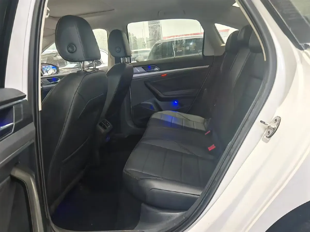 2019 Volkswagen Lavida 1.5L 113HP L4 6AT,autocango,china used car exporter,china ev exporter,chinese used car exporter,chinese used ev exporter