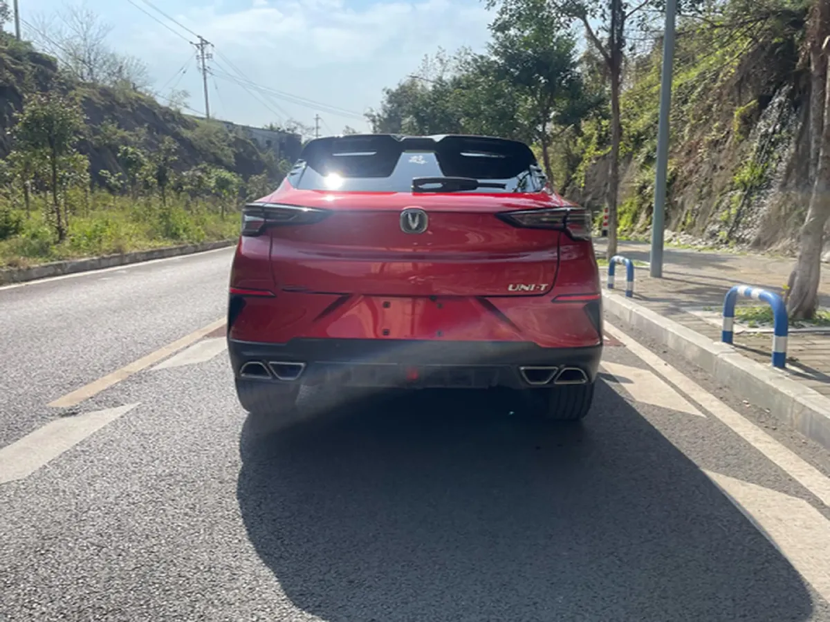 2020 ChangAn UNI-T 1.5T 180HP L4 7DCT,autocango,china used car exporter,china ev exporter,chinese used car exporter,chinese used ev exporter