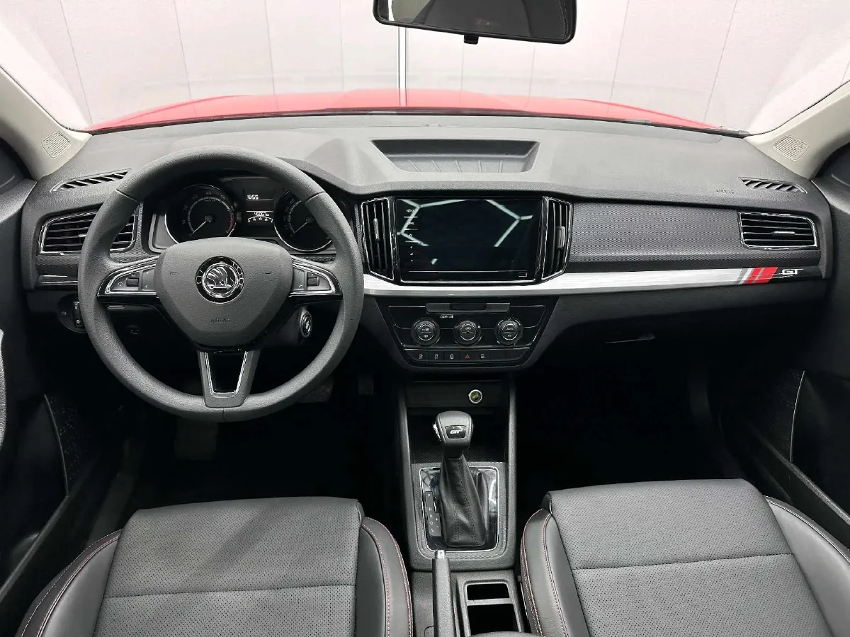 2022 Skoda Kamiq 1.5L 112HP L4 6AT,autocango,china used car exporter,china ev exporter,chinese used car exporter,chinese used ev exporter