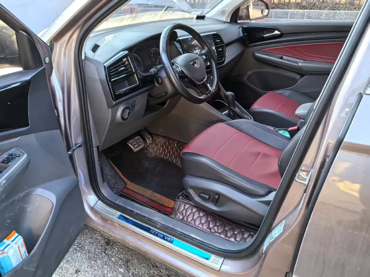 2020 Jetta VS7 1.4T 150HP L4 6AT,autocango,china used car exporter,china ev exporter,chinese used car exporter,chinese used ev exporter