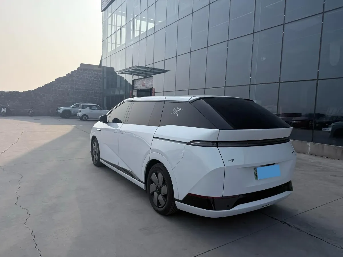 2025 Xpeng X9 BEV,autocango,china used car exporter,china ev exporter,chinese used car exporter,chinese used ev exporter