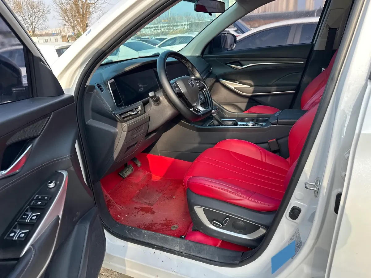 2020 ChangAn CS75 Plus 1.5T 178HP L4 6AT,autocango,china used car exporter,china ev exporter,chinese used car exporter,chinese used ev exporter