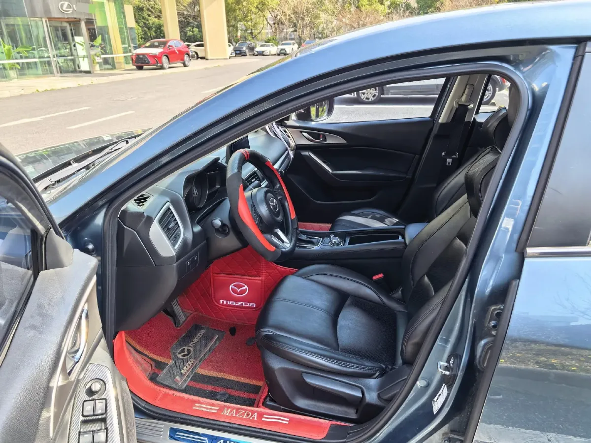 2017 Mazda 3 Axela 1.5L 117HP L4 6AT,autocango,china used car exporter,china ev exporter,chinese used car exporter,chinese used ev exporter