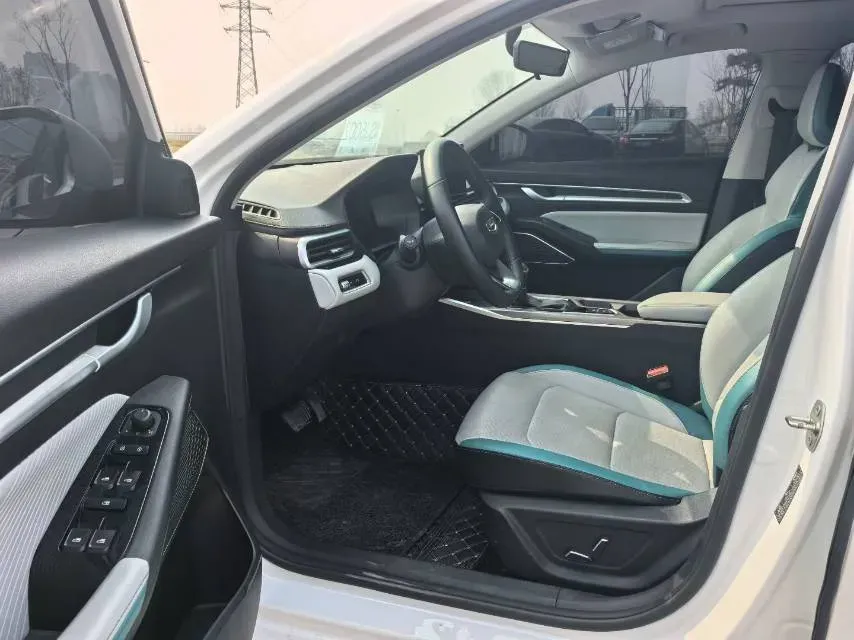 2023 Geely Emgrand 1.5L 127HP L4 CVT,autocango,china used car exporter,china ev exporter,chinese used car exporter,chinese used ev exporter