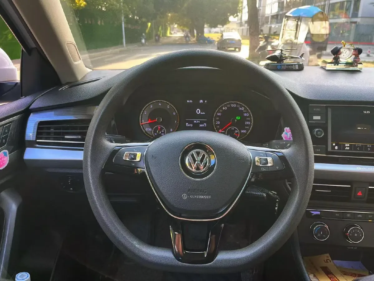 2019 Volkswagen Lavida 1.5L 113HP L4 6AT,autocango,china used car exporter,china ev exporter,chinese used car exporter,chinese used ev exporter