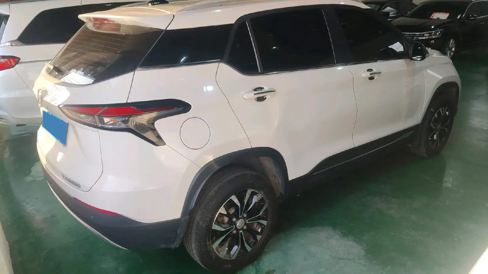 2021 BaoJun 510 1.5L 99HP L4 6MT,autocango,china used car exporter,china ev exporter,chinese used car exporter,chinese used ev exporter