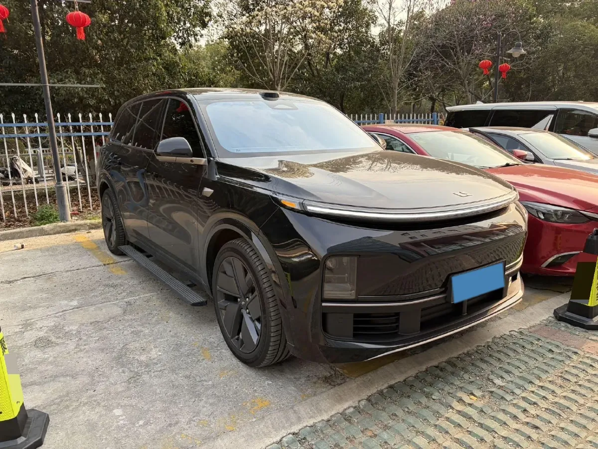 2025 Li L9 Range Extended 154HP REEV,autocango,china used car exporter,china ev exporter,chinese used car exporter,chinese used ev exporter