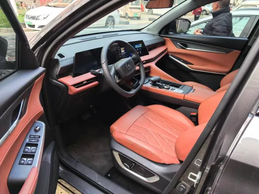 2024 ChangAn CS75 Plus 1.5T 188HP L4 8AT,autocango,china used car exporter,china ev exporter,chinese used car exporter,chinese used ev exporter