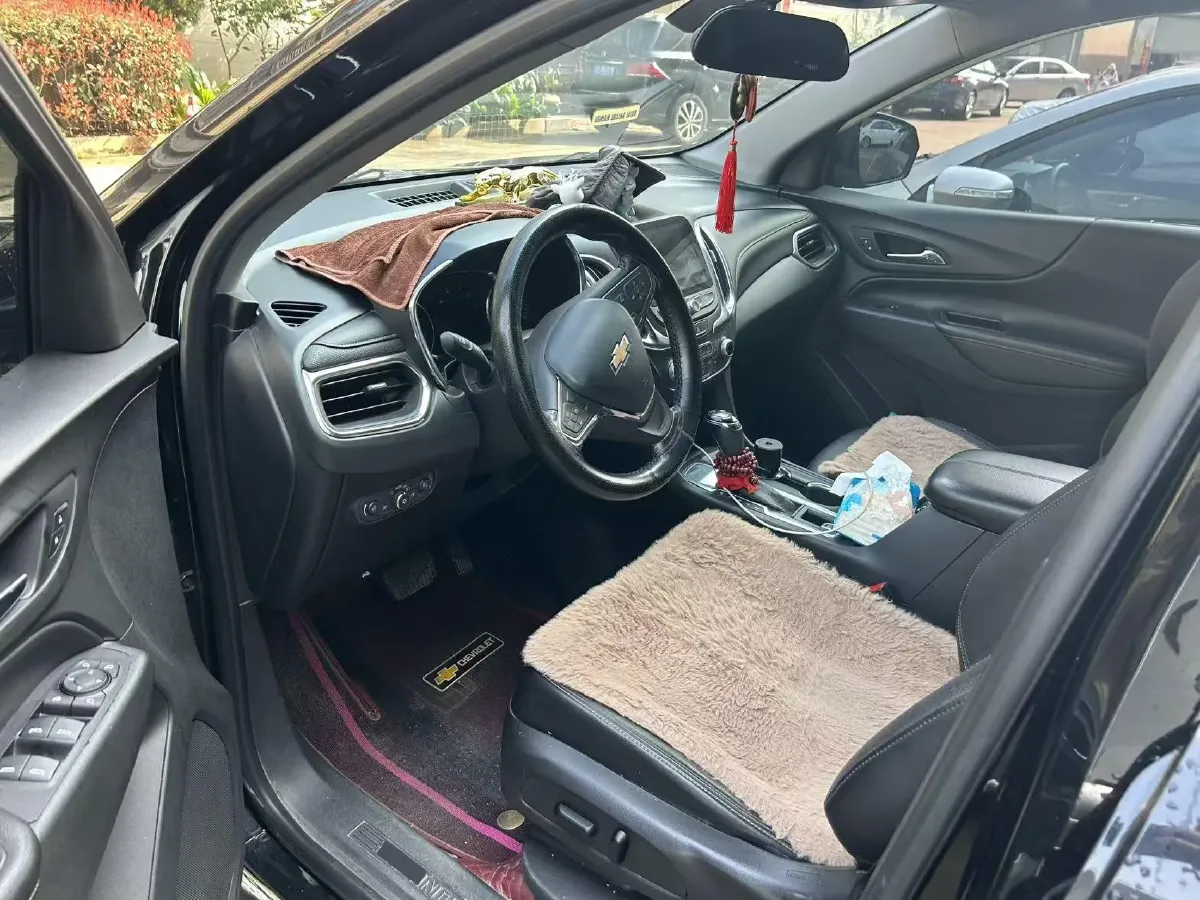 2018 Chevrolet Equinox 1.5T 180HP L4 6AT,autocango,china used car exporter,china ev exporter,chinese used car exporter,chinese used ev exporter