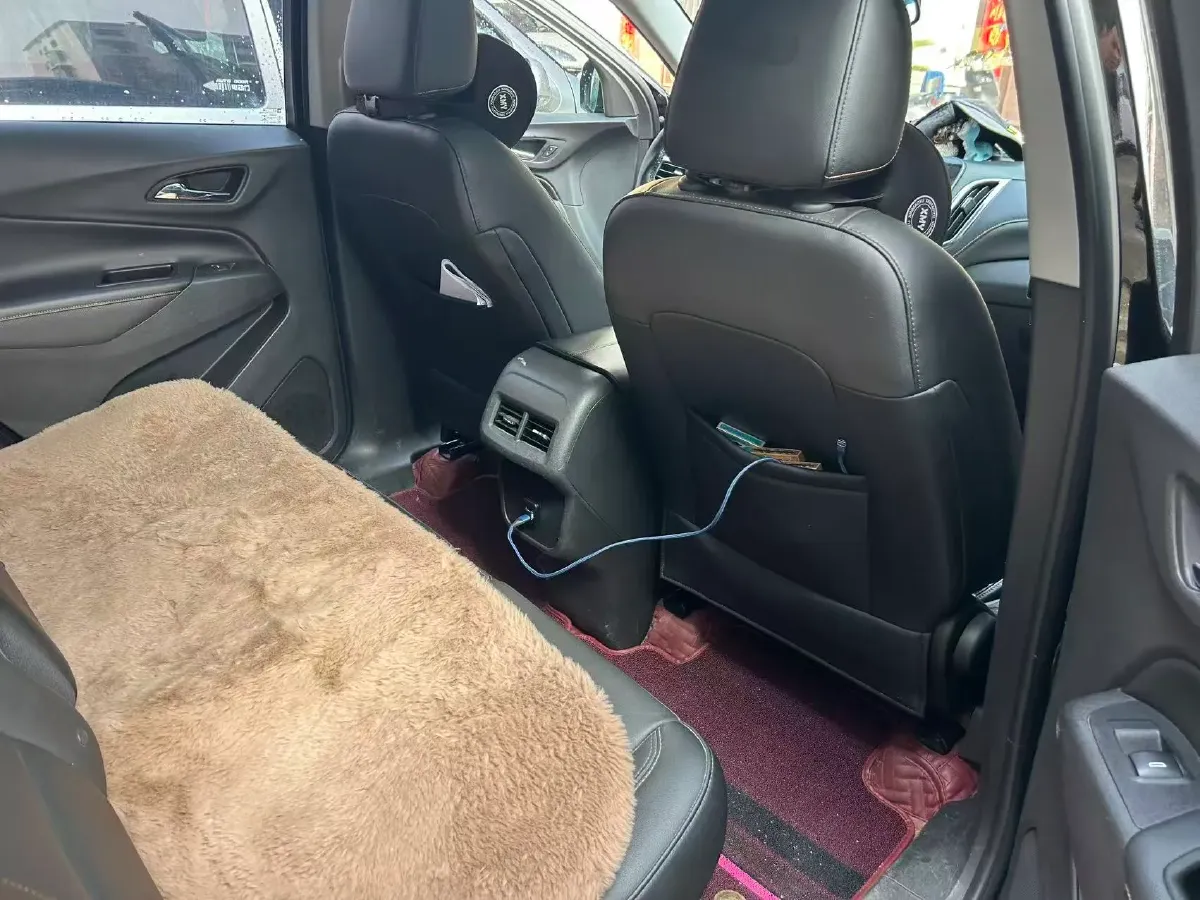 2018 Chevrolet Equinox 1.5T 180HP L4 6AT,autocango,china used car exporter,china ev exporter,chinese used car exporter,chinese used ev exporter