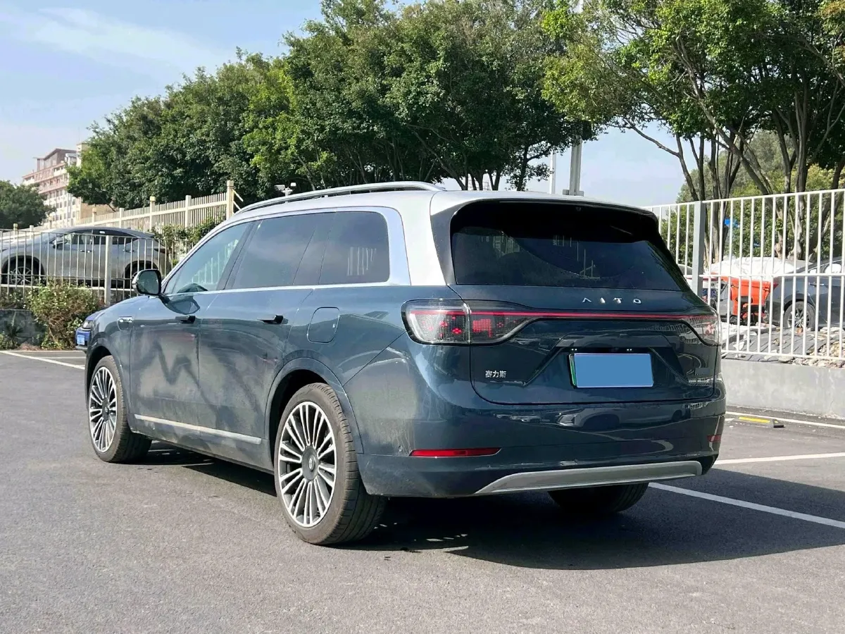 2024 AITO AITO M9 1.5T 152HP L4 REEV 42KWH,autocango,china used car exporter,china ev exporter,chinese used car exporter,chinese used ev exporter