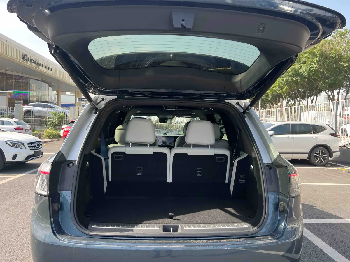 2024 AITO AITO M9 1.5T 152HP L4 REEV 42KWH,autocango,china used car exporter,china ev exporter,chinese used car exporter,chinese used ev exporter