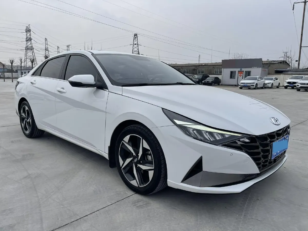 2021 Hyundai Elantra 1.5L 115HP L4 CVT,autocango,china used car exporter,china ev exporter,chinese used car exporter,chinese used ev exporter