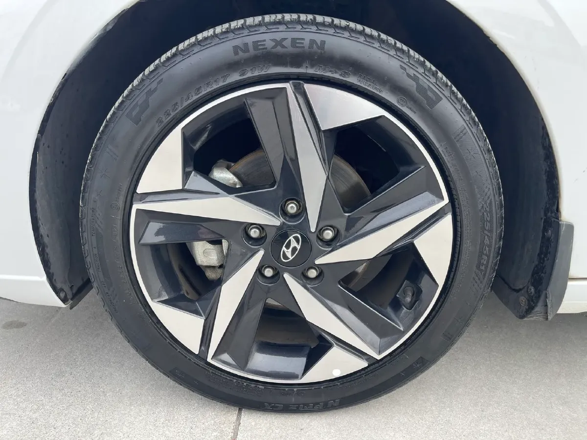 2021 Hyundai Elantra 1.5L 115HP L4 CVT,autocango,china used car exporter,china ev exporter,chinese used car exporter,chinese used ev exporter