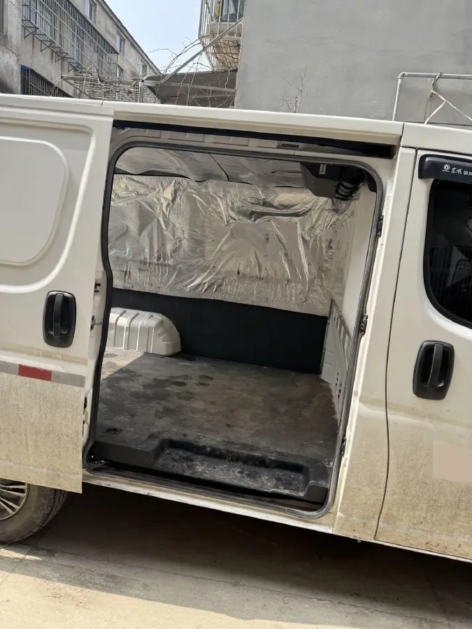 2023 MAXUS XinTu V80 2.0T 127HP L4 6MT,autocango,china used car exporter,china ev exporter,chinese used car exporter,chinese used ev exporter