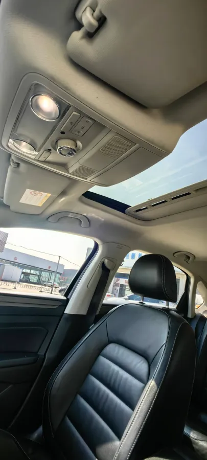 2017 Volkswagen Passat 1.8T 180HP L4 7DCT,autocango,china used car exporter,china ev exporter,chinese used car exporter,chinese used ev exporter