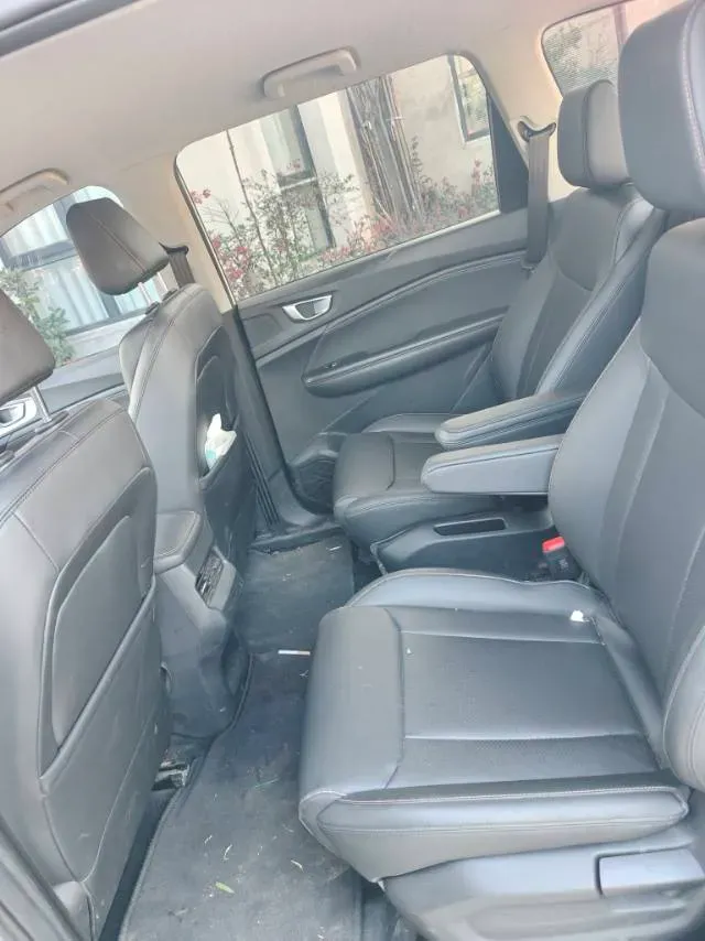2021 WuLing ZhengChen 1.5T 147HP L4 6MT,autocango,china used car exporter,china ev exporter,chinese used car exporter,chinese used ev exporter