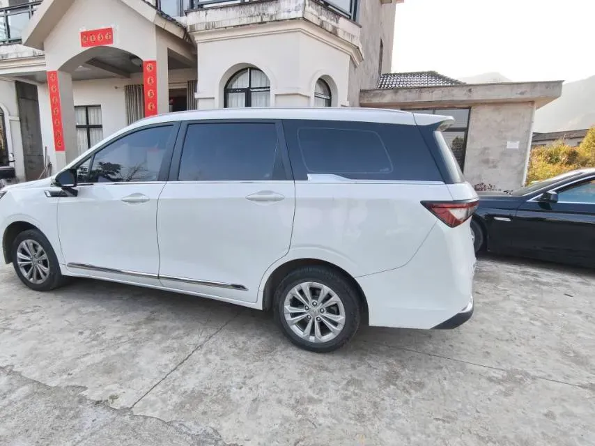 2021 WuLing ZhengChen 1.5T 147HP L4 6MT,autocango,china used car exporter,china ev exporter,chinese used car exporter,chinese used ev exporter