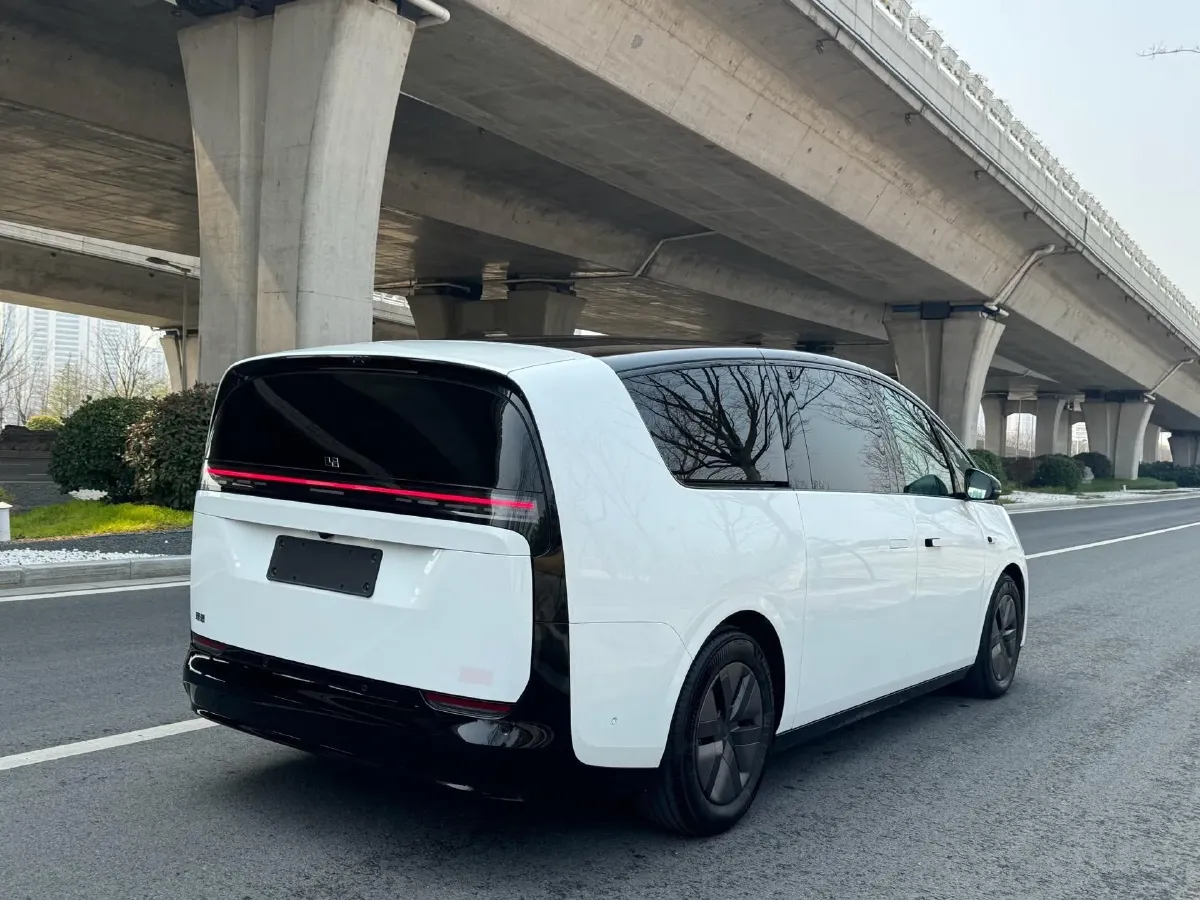 2024 Li MEGA BEV 102.7KWH,autocango,china used car exporter,china ev exporter,chinese used car exporter,chinese used ev exporter