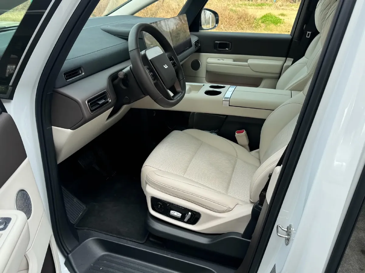 2024 Li MEGA BEV 102.7KWH,autocango,china used car exporter,china ev exporter,chinese used car exporter,chinese used ev exporter