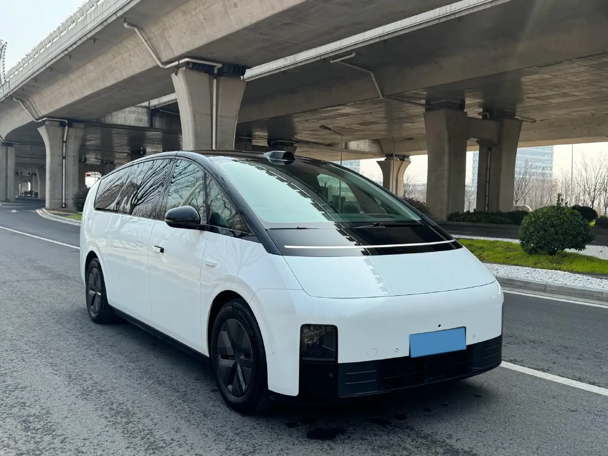 2024 Li MEGA BEV 102.7KWH,autocango,china used car exporter,china ev exporter,chinese used car exporter,chinese used ev exporter