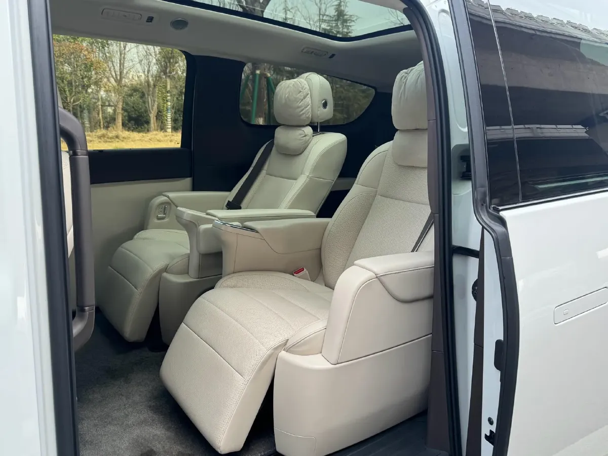 2024 Li MEGA BEV 102.7KWH,autocango,china used car exporter,china ev exporter,chinese used car exporter,chinese used ev exporter