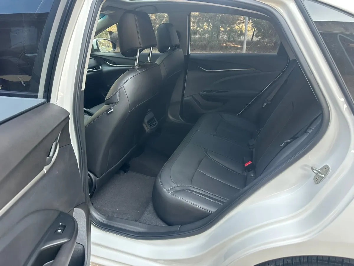 2021 Buick Excelle 1.5L 113HP L4 6AT,autocango,china used car exporter,china ev exporter,chinese used car exporter,chinese used ev exporter