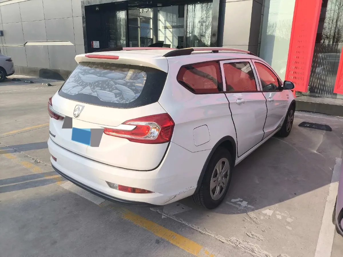 2017 BaoJun 310W 1.5L 112HP L4 6MT,autocango,china used car exporter,china ev exporter,chinese used car exporter,chinese used ev exporter