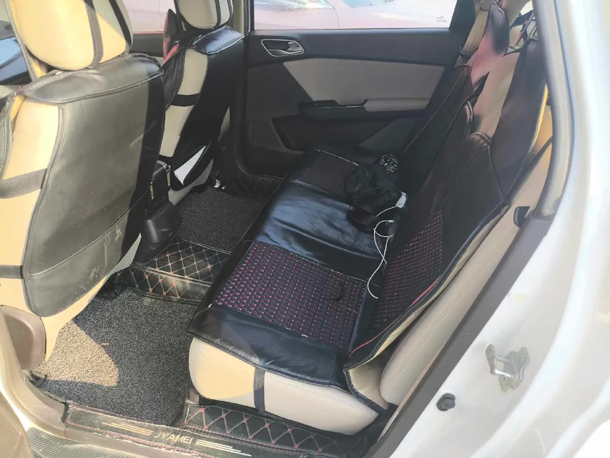 2017 BaoJun 310W 1.5L 112HP L4 6MT,autocango,china used car exporter,china ev exporter,chinese used car exporter,chinese used ev exporter