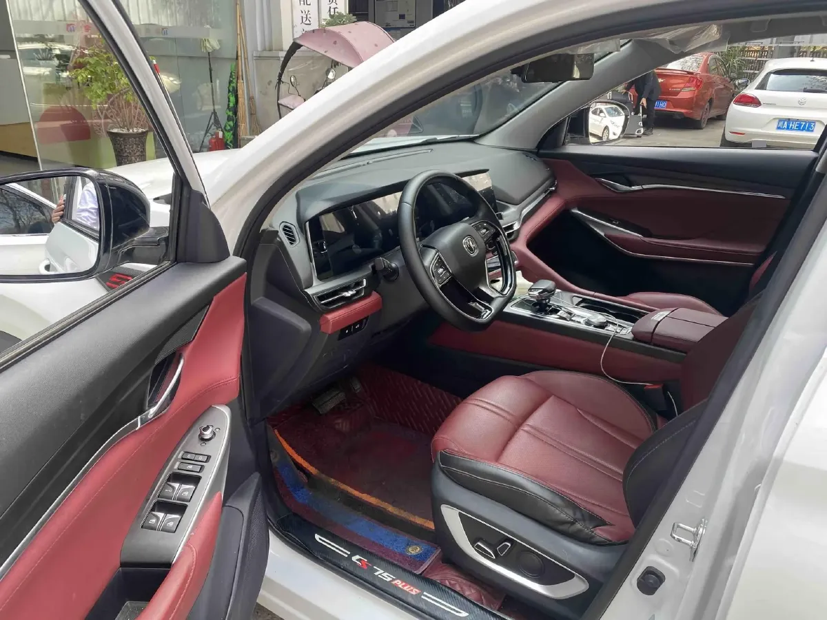 2022 ChangAn CS75 Plus 2.0T 233HP L4 8AT,autocango,china used car exporter,china ev exporter,chinese used car exporter,chinese used ev exporter