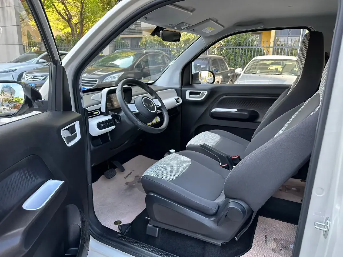 2024 WuLing HongGuang MINI EV BEV 17.3KWH,autocango,china used car exporter,china ev exporter,chinese used car exporter,chinese used ev exporter