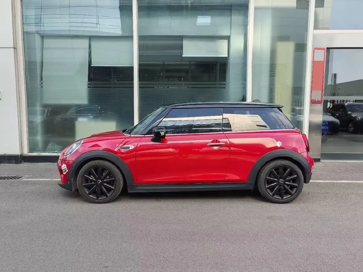 2020 MINI MINI 1.5T 136HP L3 7DCT,autocango,china used car exporter,china ev exporter,chinese used car exporter,chinese used ev exporter