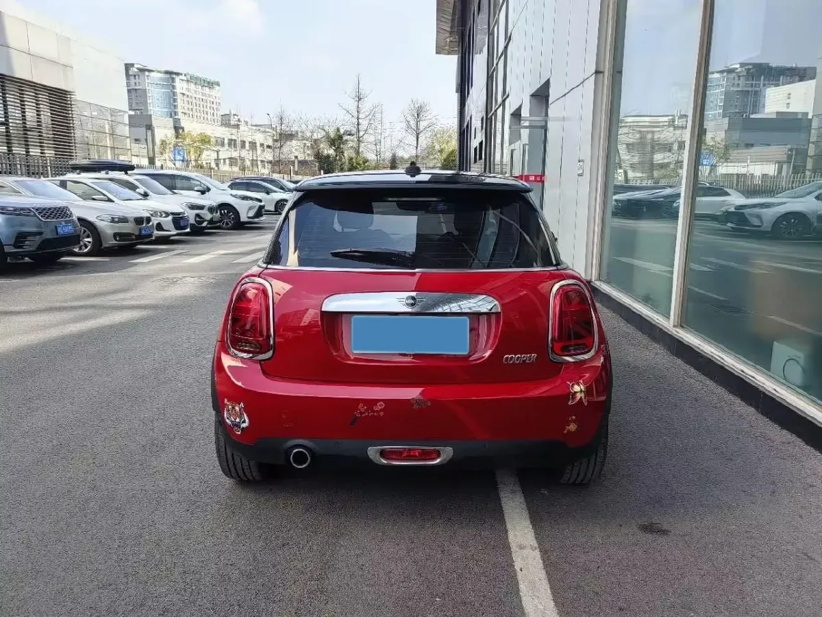 2020 MINI MINI 1.5T 136HP L3 7DCT,autocango,china used car exporter,china ev exporter,chinese used car exporter,chinese used ev exporter