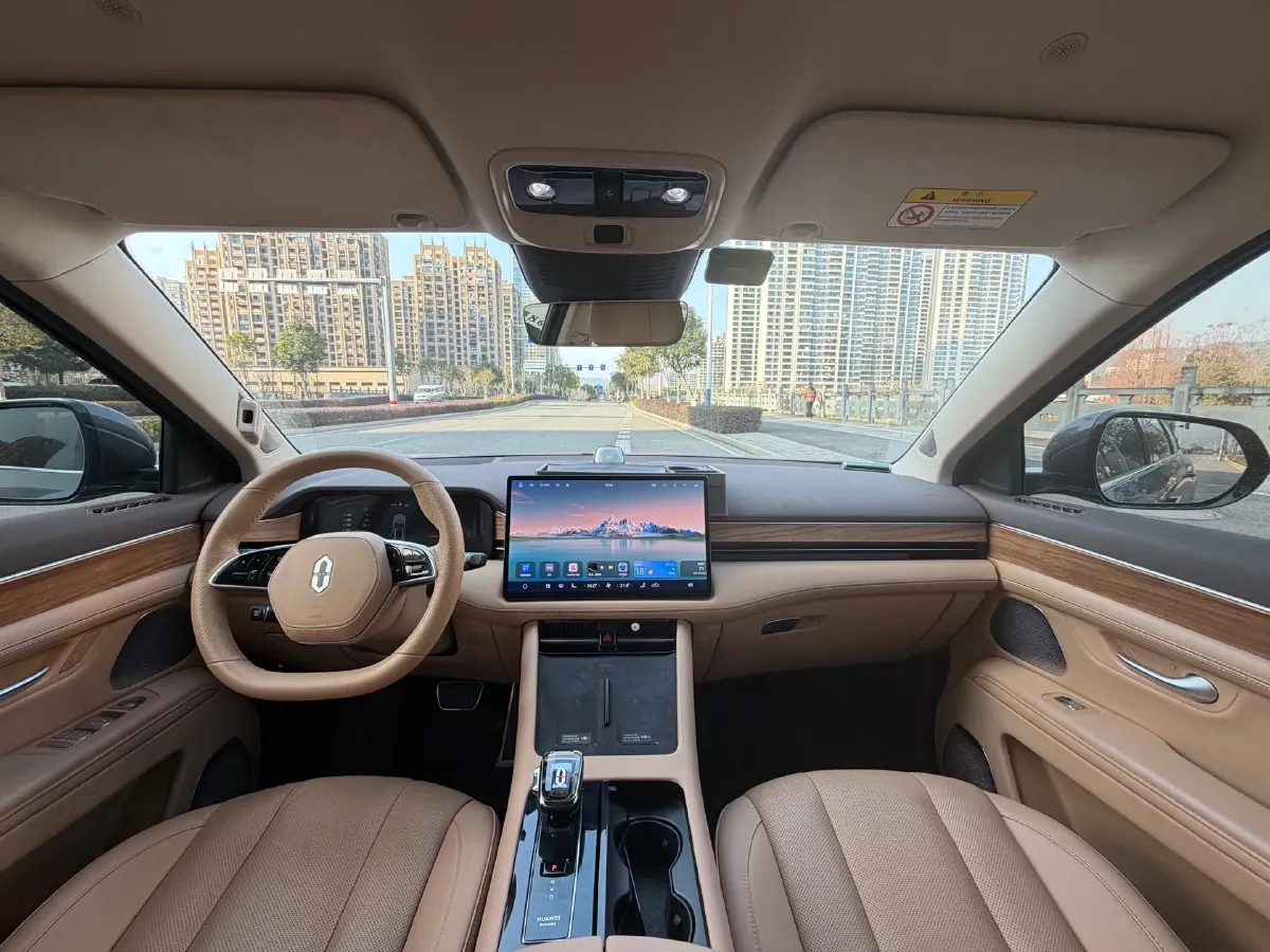 2024 AITO AITO M7 1.5T 152HP L4 REEV 40KWH,autocango,china used car exporter,china ev exporter,chinese used car exporter,chinese used ev exporter