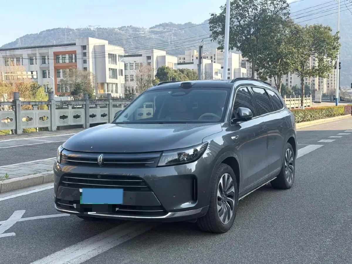 2024 AITO AITO M7 1.5T 152HP L4 REEV 40KWH,autocango,china used car exporter,china ev exporter,chinese used car exporter,chinese used ev exporter