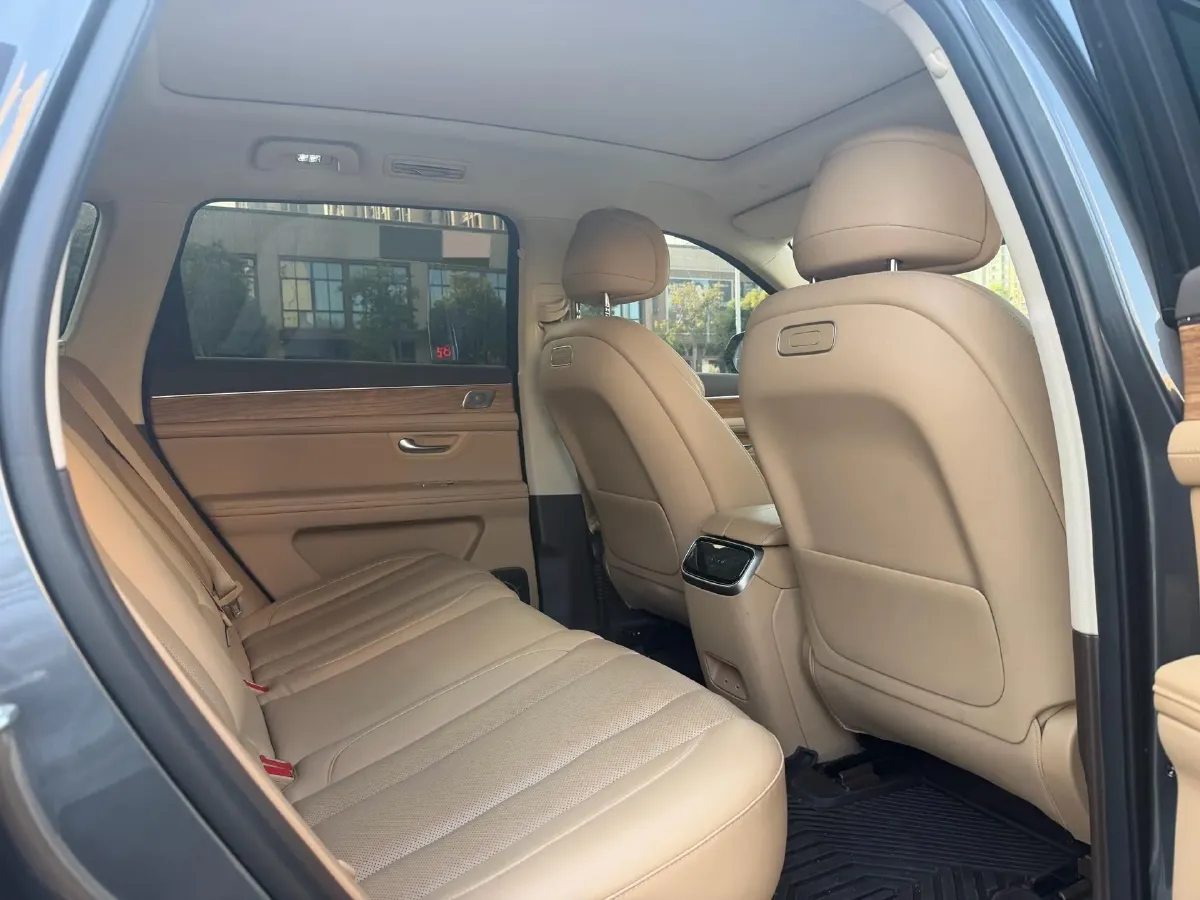 2024 AITO AITO M7 1.5T 152HP L4 REEV 40KWH,autocango,china used car exporter,china ev exporter,chinese used car exporter,chinese used ev exporter