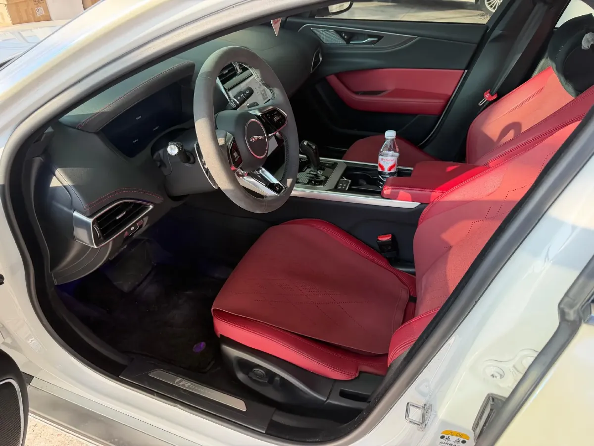 2024 Jaguar XEL 2.0T 250HP L4 8AT,autocango,china used car exporter,china ev exporter,chinese used car exporter,chinese used ev exporter
