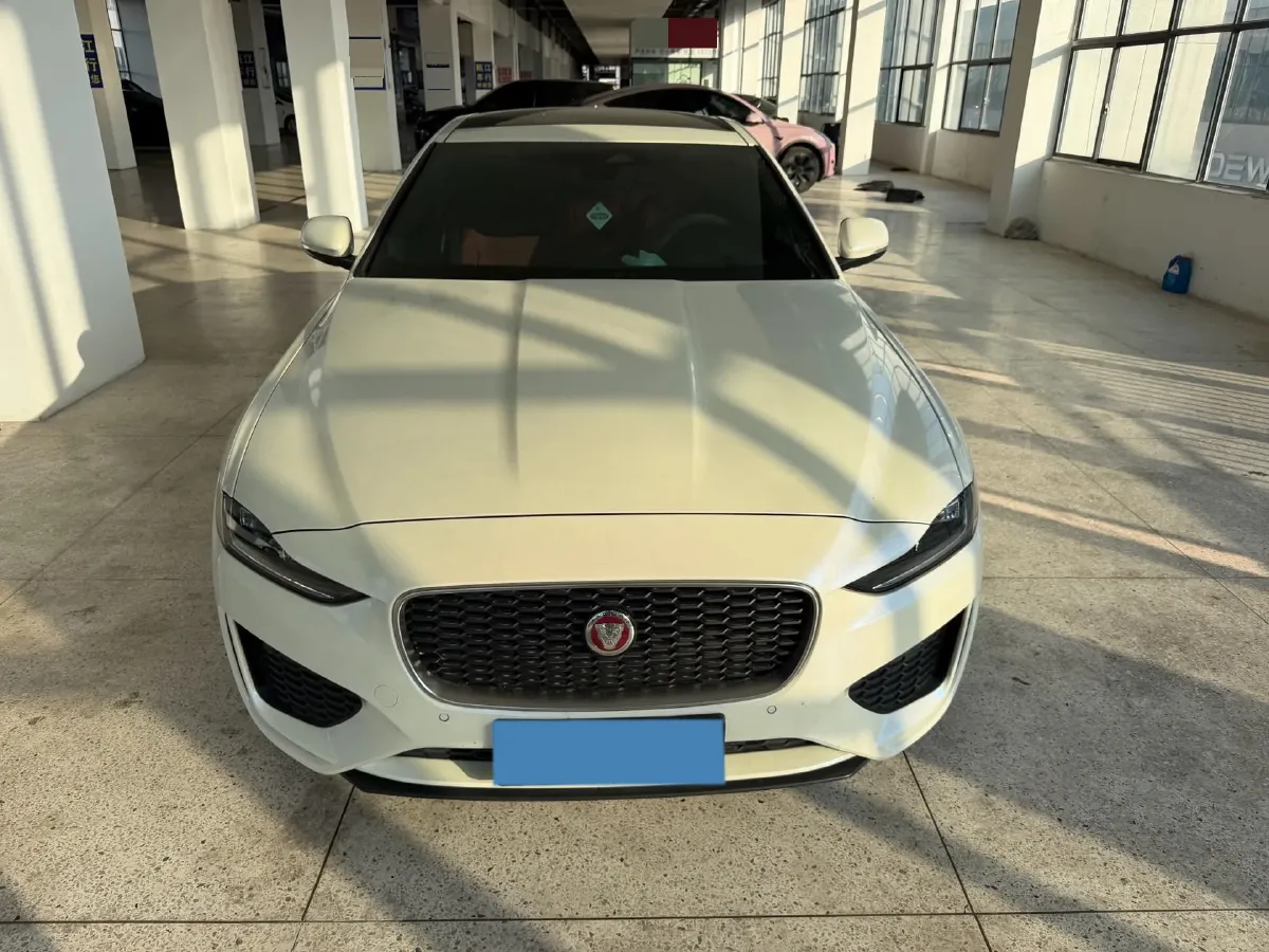 2024 Jaguar XEL 2.0T 250HP L4 8AT,autocango,china used car exporter,china ev exporter,chinese used car exporter,chinese used ev exporter