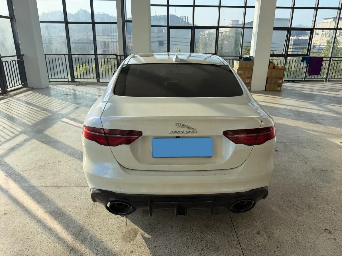 2024 Jaguar XEL 2.0T 250HP L4 8AT,autocango,china used car exporter,china ev exporter,chinese used car exporter,chinese used ev exporter