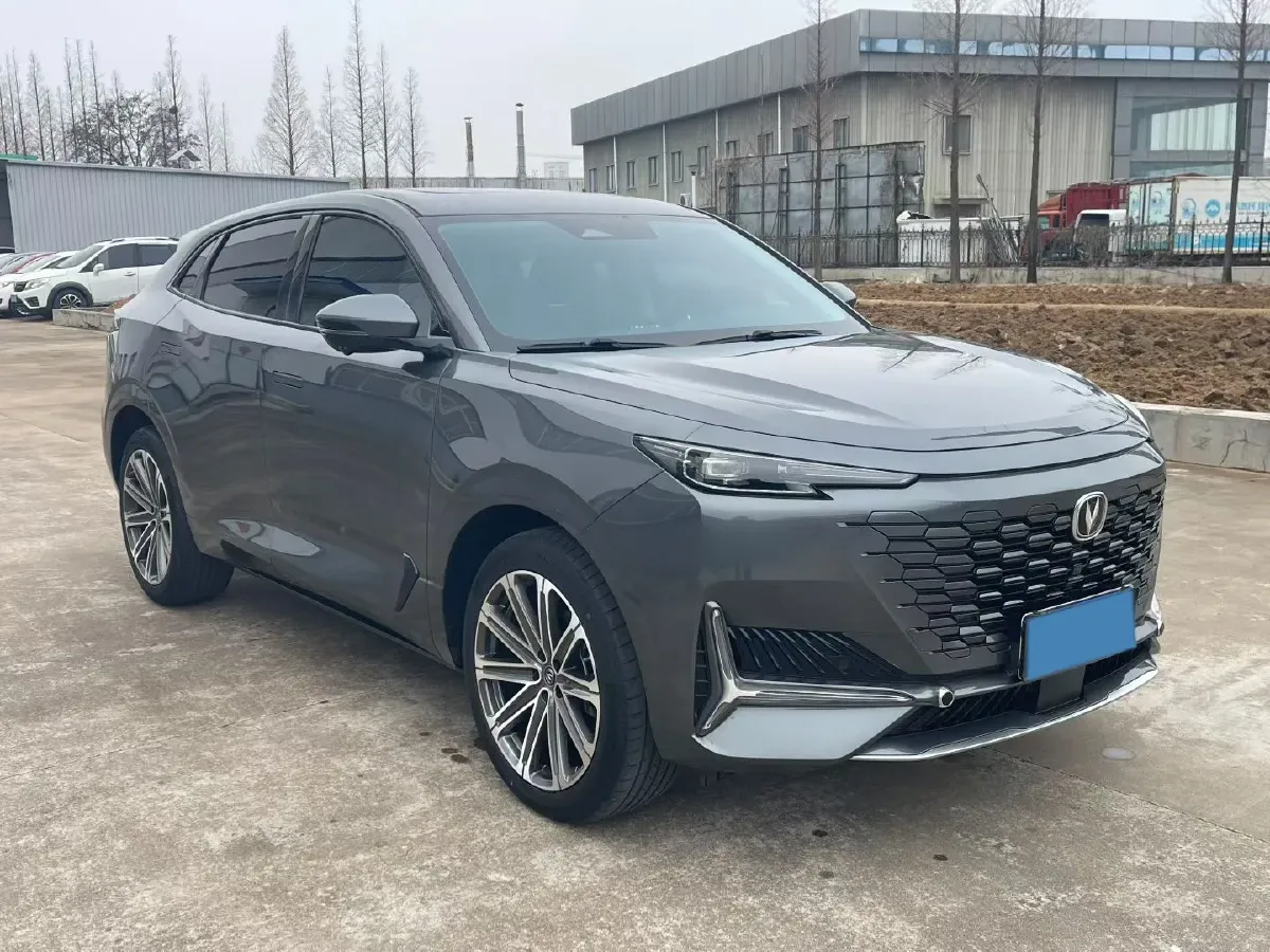 2021 ChangAn UNI-K 2.0T 233HP L4 8AT,autocango,china used car exporter,china ev exporter,chinese used car exporter,chinese used ev exporter